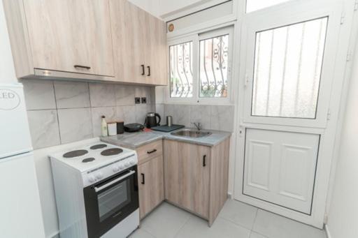Hidden Paradise Apartment คอสทาวน์ ภายนอก รูปภาพ